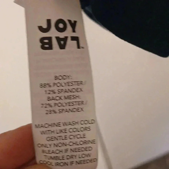 Dark green long sleeve Active  Wear - Picture 8 of 12